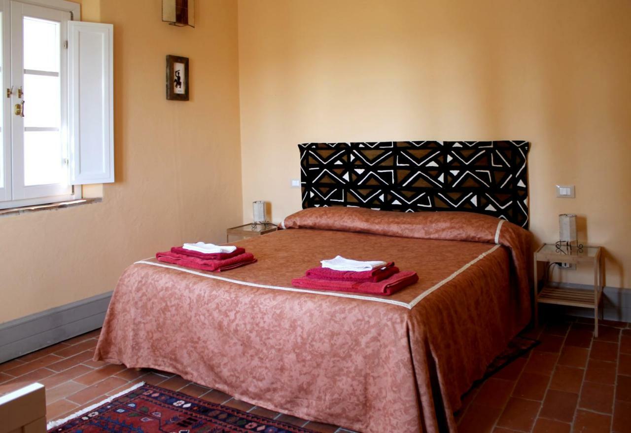 Bb Gli Aristogatti Bed & Breakfast Ghizzano Ngoại thất bức ảnh