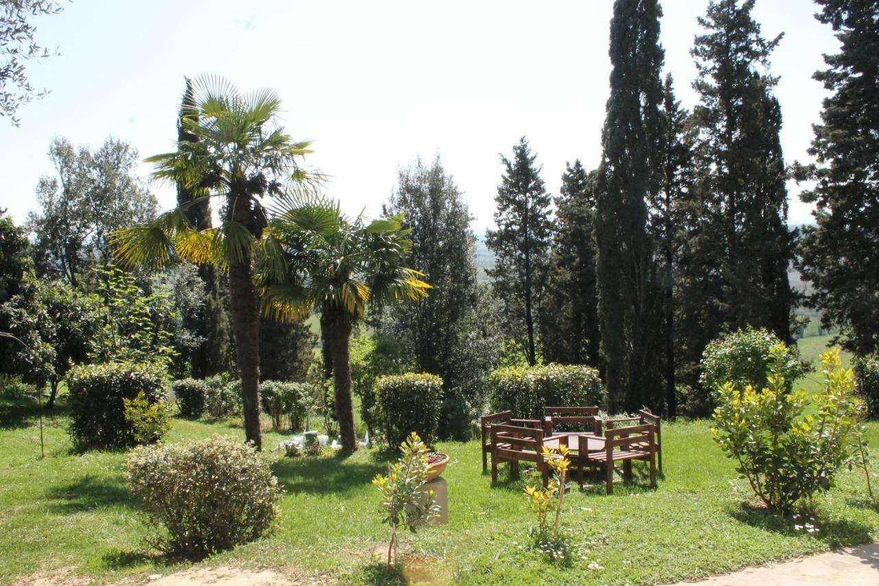 Bb Gli Aristogatti Bed & Breakfast Ghizzano Ngoại thất bức ảnh